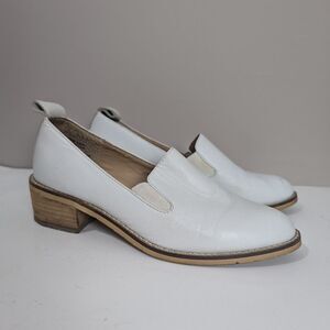 Shellys London White leather slip on loafers plain 7.5
